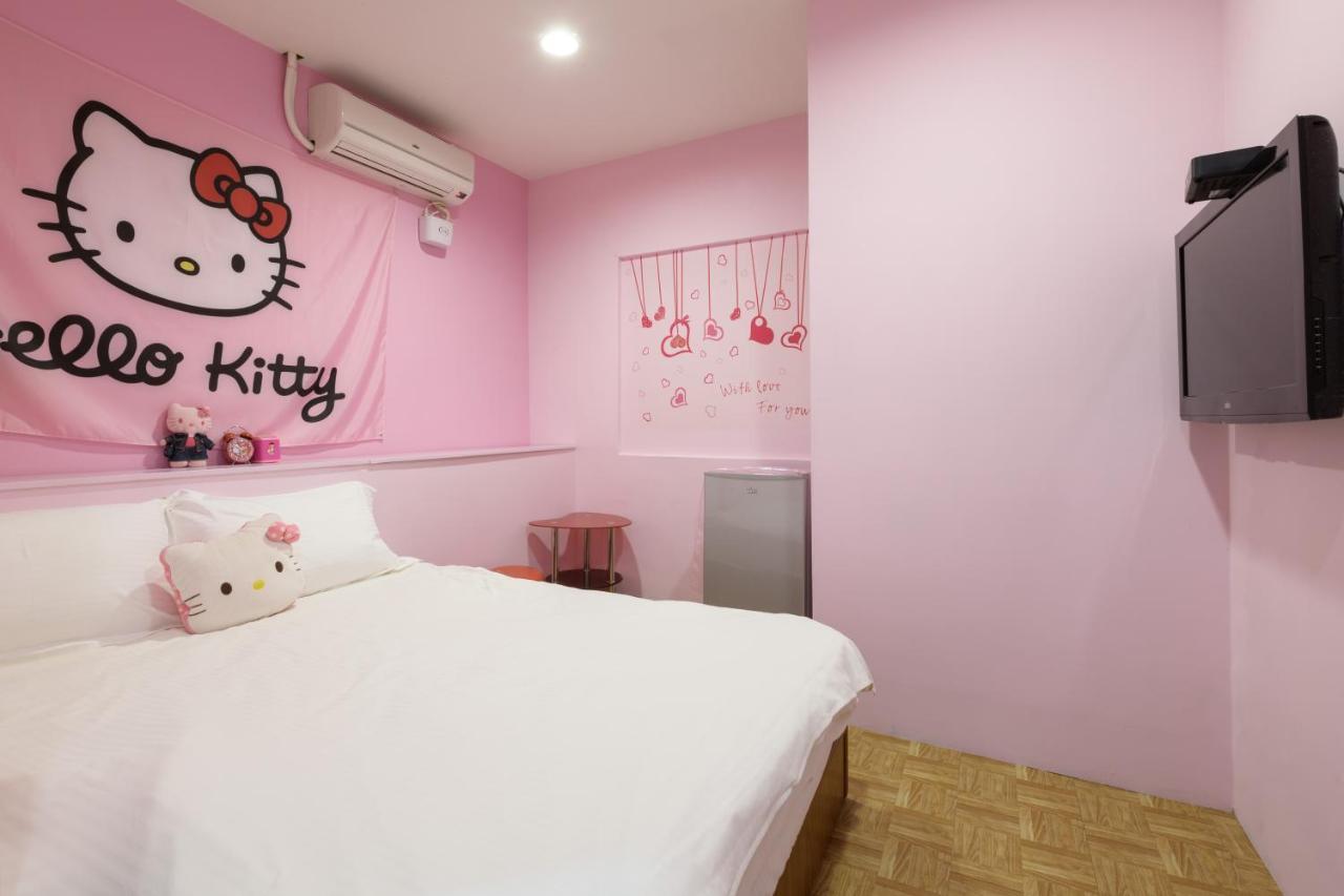 羅東夜市 小宅一生民宿 Night Market Small House Lifetime Hotel Лодун Экстерьер фото